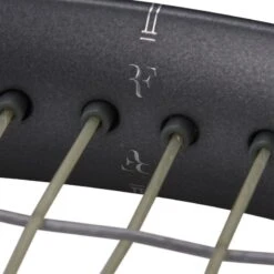 Raquette Wilson RF 01 (300g) -Tennis Compagnie Magasin raquette wilson rf 01 300g 7