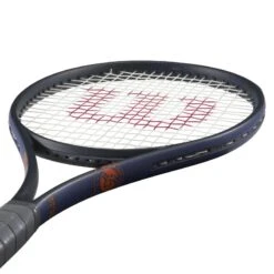 Raquette Wilson Shift 99 V1 Roland Garros Session De Soirée 2025 -Tennis Compagnie Magasin raquette wilson shift 99 v1 roland garros session de soiree 2025 4